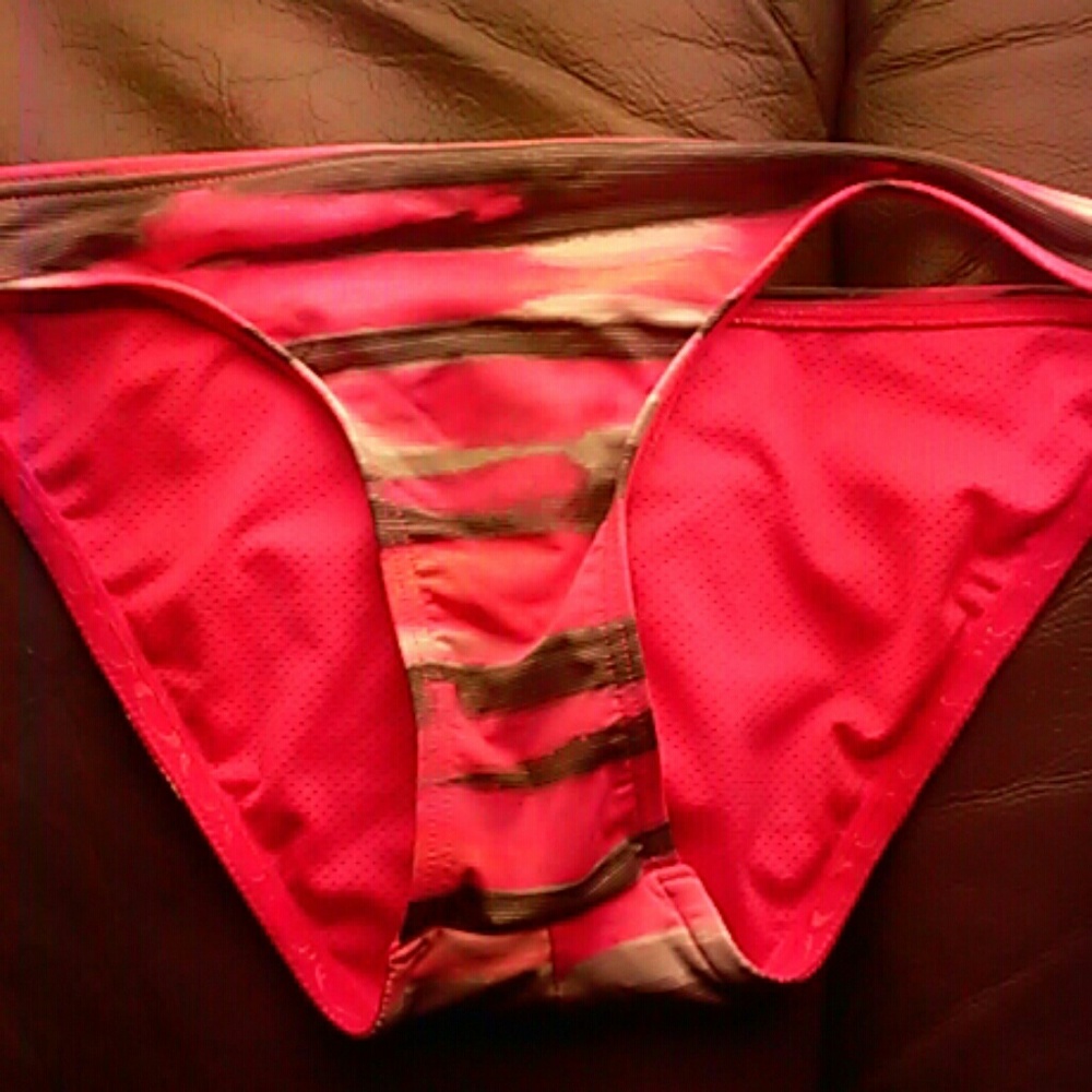 oakley bikini bottoms small pink